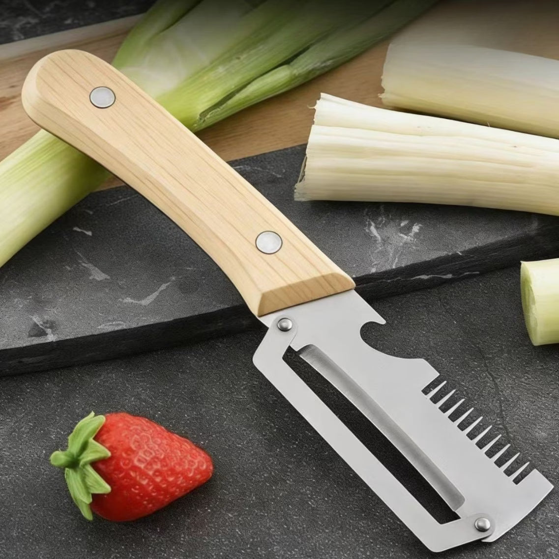 SliceGrip Pro Stainless Steel Onion Holder & Peeler Tool - Buy 1 Get 1 Free
