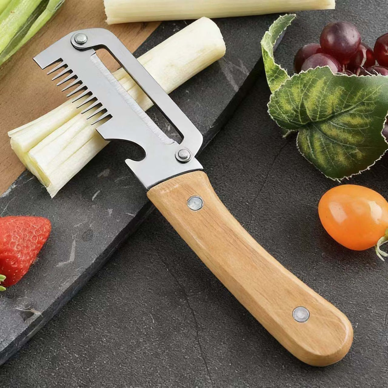 SliceGrip Pro Stainless Steel Onion Holder & Peeler Tool - Buy 1 Get 1 Free